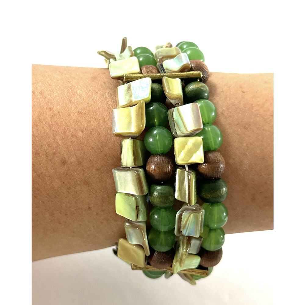 Green Beaded Wrap Bracelet Shell Wood Glass Multi Strand Adjustable Boho - Picture 7 of 7